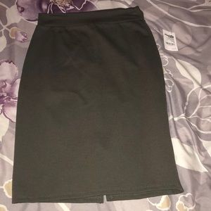 Dark green pencil skirt